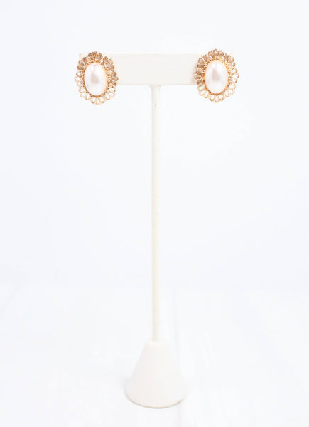Caroline Hill - Magrath Pearl Stud Earring Gold: Default