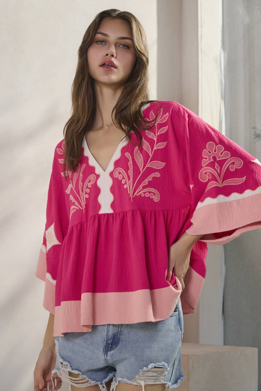 Oddi - Embroidered Plunge V Neck Top: Pink Combo / S