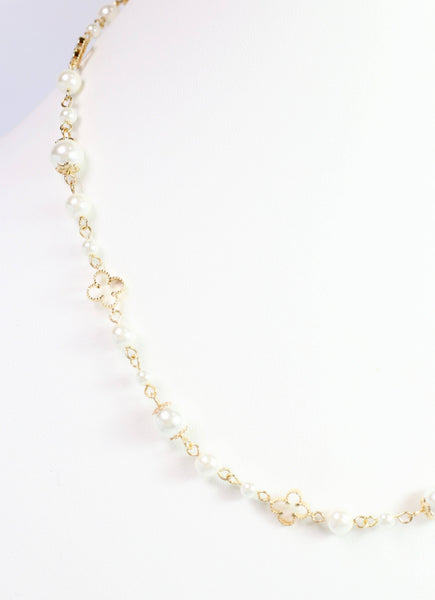 Caroline Hill - McCann Pearl Clover Necklace Ivory: Default