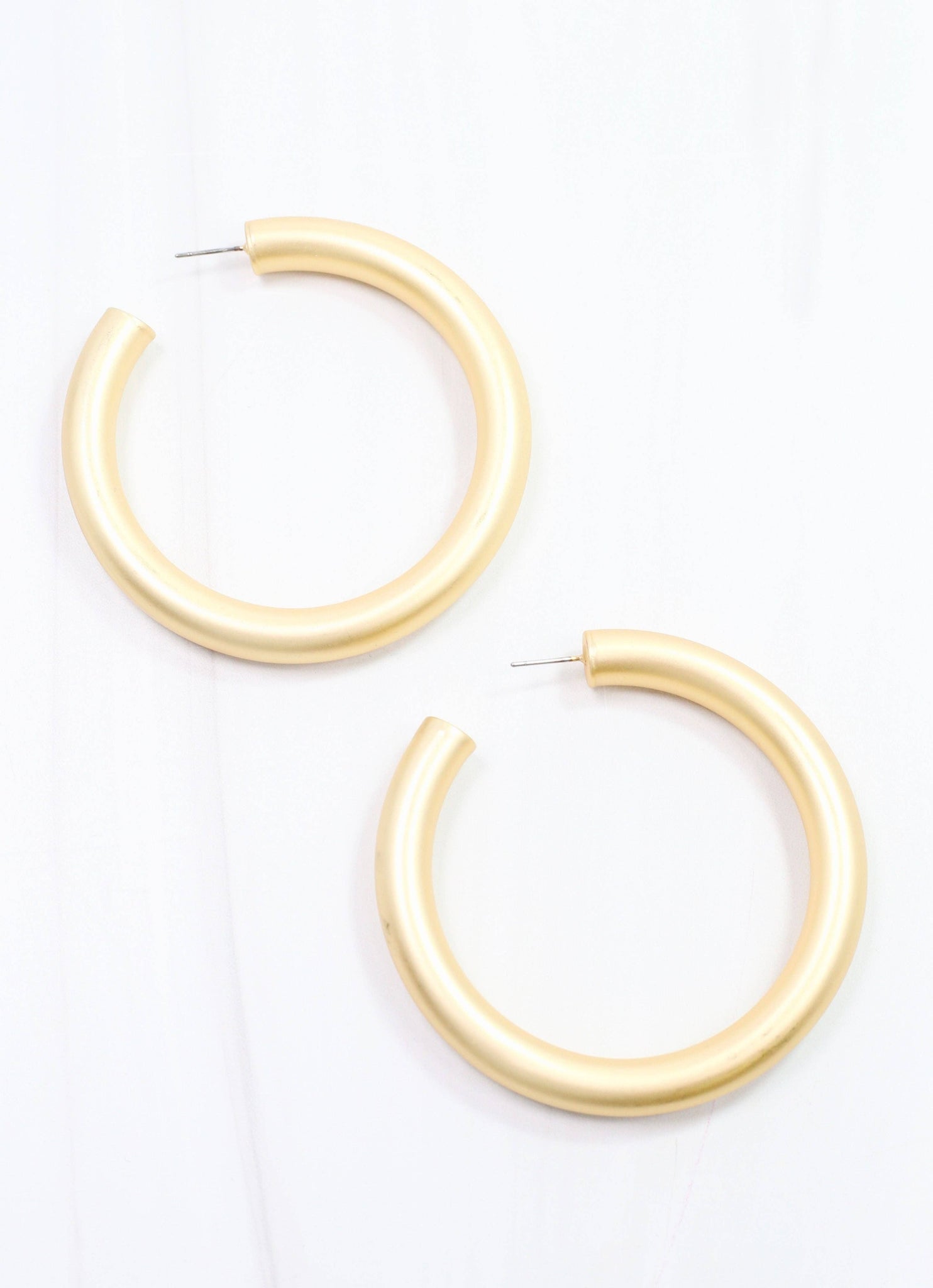 Caroline Hill - Chantell Hoop Earring Matte Gold: Default
