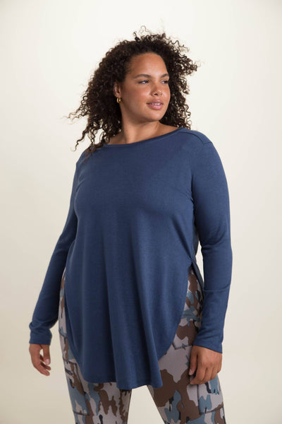 Mono B - CURVY Long Sleeve Flow Top with Side Slits: PINK / 1XL:2XL:3XL (2:2:2)