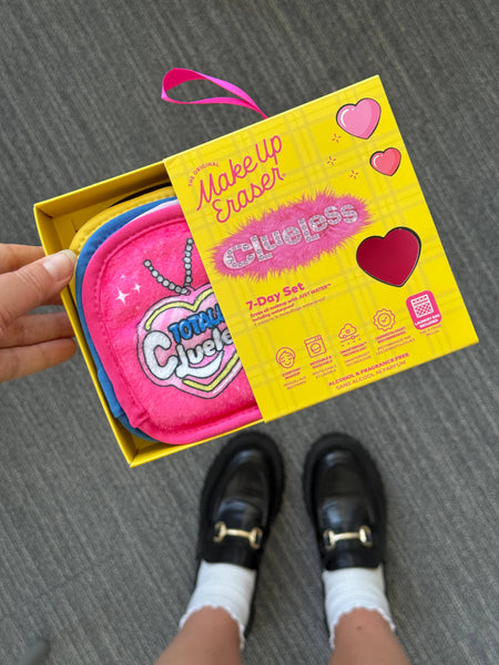 MakeUp Eraser - © Clueless 7-Day MakeUp Eraser | Movie Nostalgia