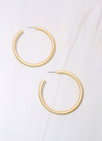 Caroline Hill - Arden Satin Hoop Earring MATTE GOLD: Default