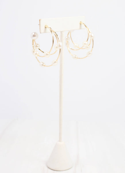 Caroline Hill - Marley Triple Pearl Hoop Earring Gold: Default