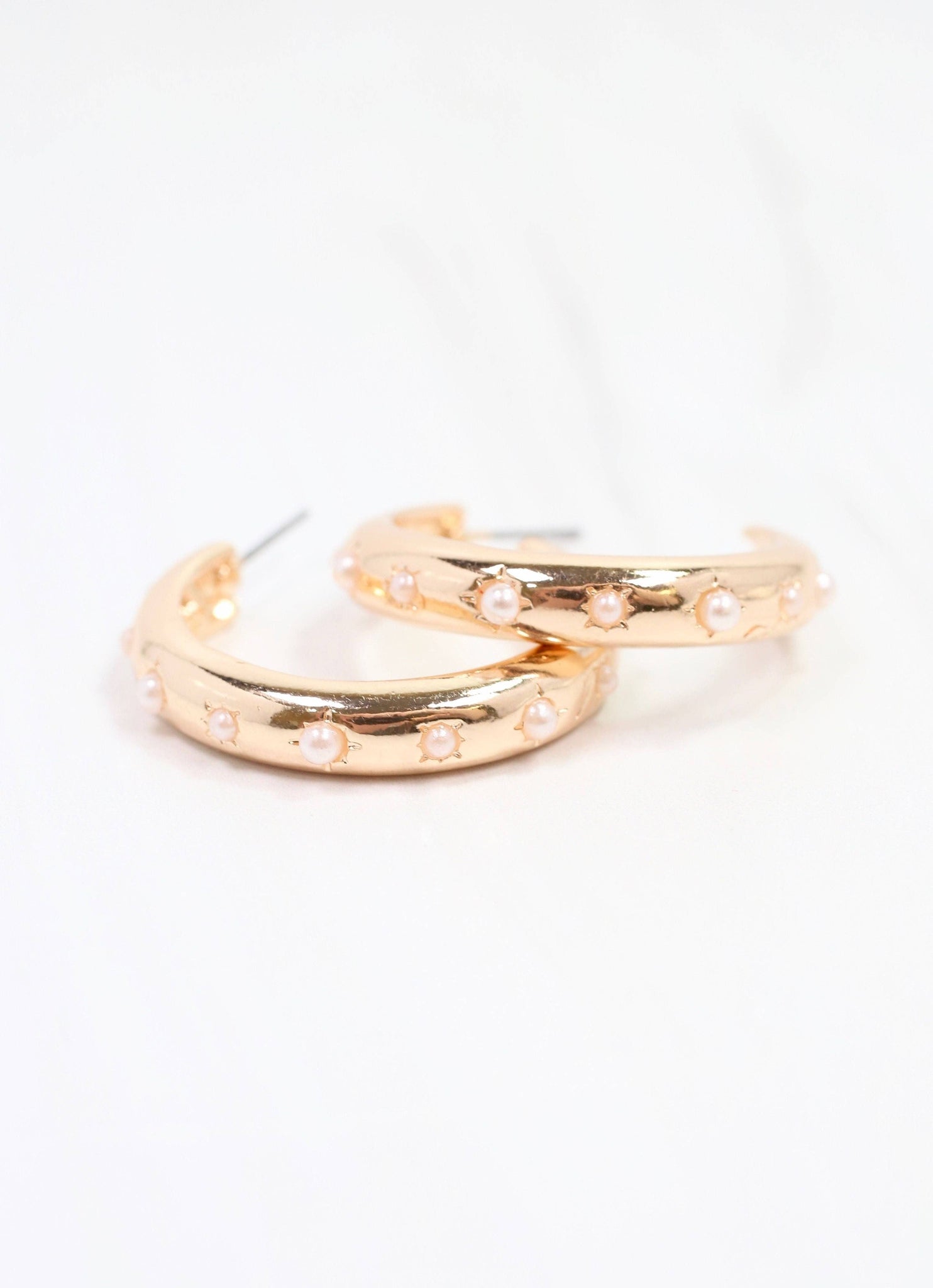 Caroline Hill - Dorothi Pearl Hoop Earring Gold: Default