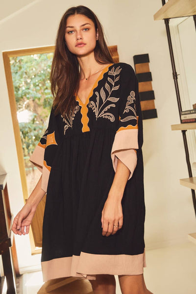 Oddi - Embroidered Plunge V Neck Mini Dress: Burgundy Combo / M