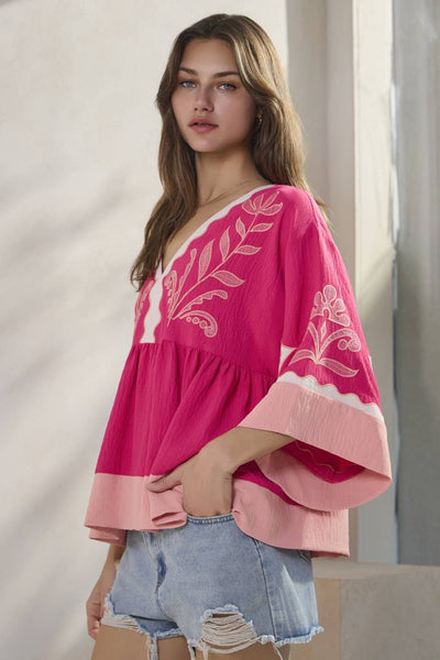 Oddi - Embroidered Plunge V Neck Top: Pink Combo / L