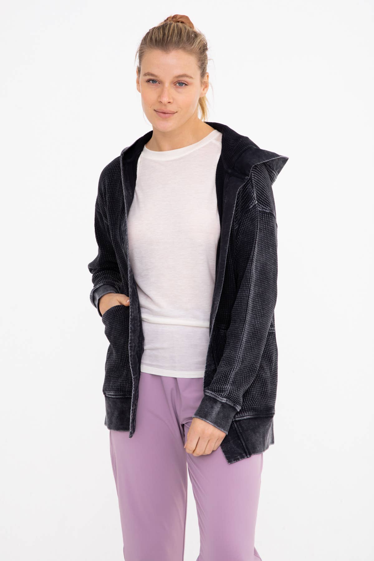 Mono B - Waffle Knit Mineral-Washed Cardigan: BLACK / S:M:L (2:2:2)