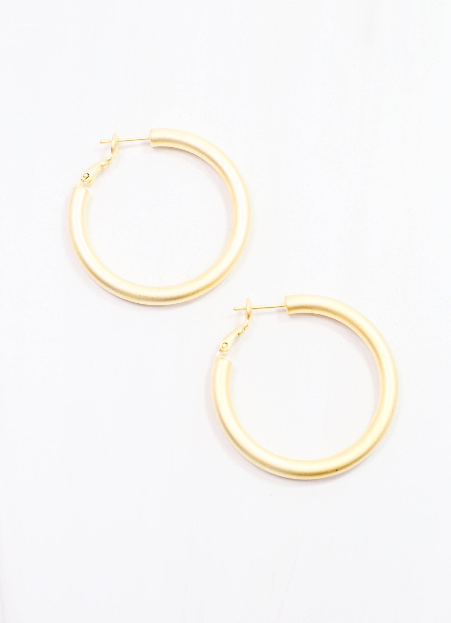 Caroline Hill - Daniele Hoop Earring Matte Gold: Default